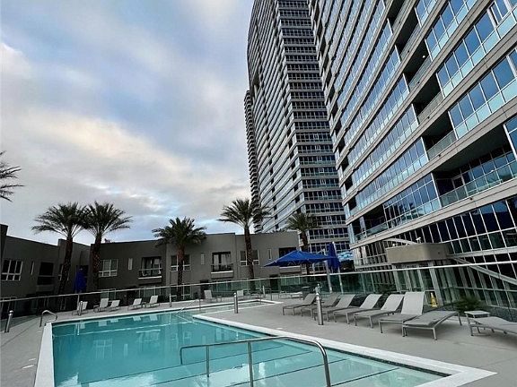 4th image of 4575 Dean Martin Dr Unit 810
