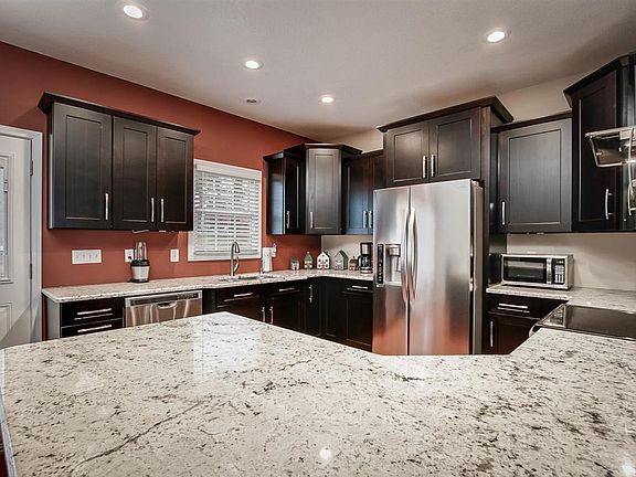 3rd image of 115 Darlington Dr #0