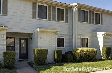 1st image of 65 Beach Ln APT V