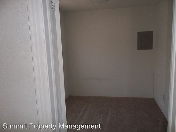 5th image of 118 W Miller Ave APT 3