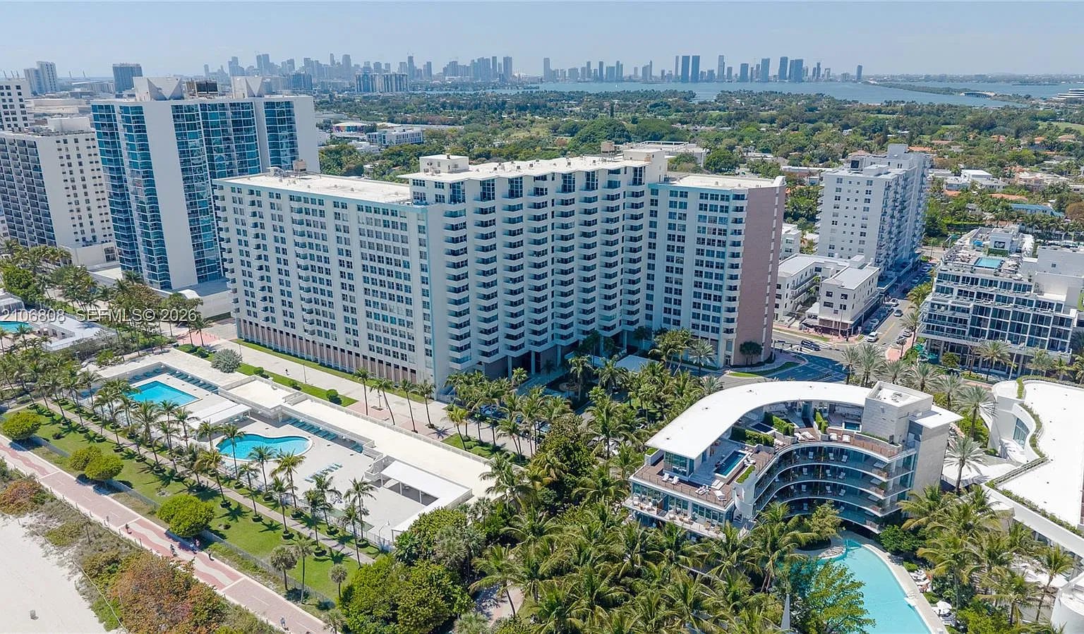 Triton Tower Condo — Photo 2