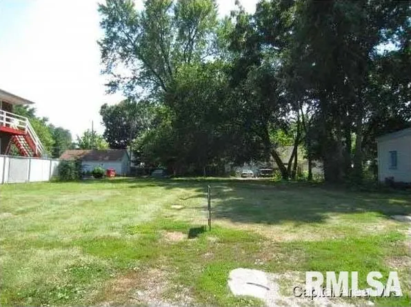 404 W Chenery St, Springfield, IL 62704