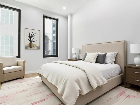 117 W 57th St APT 4A, New York, NY 10019