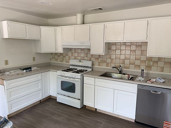 2nd image of 5130 64th St