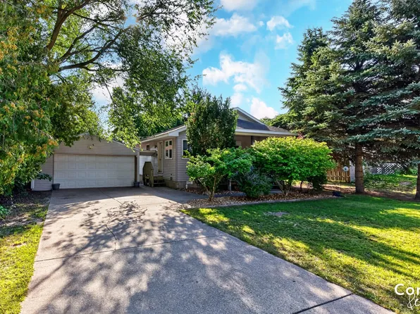 110 S Apple St, Hart, MI 49420