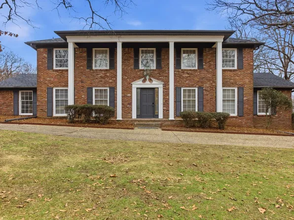 2916 Justin Matthews Dr, N Little Rock, AR 72116