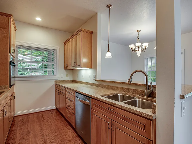 111 Daleyuhski Way — Photo 9