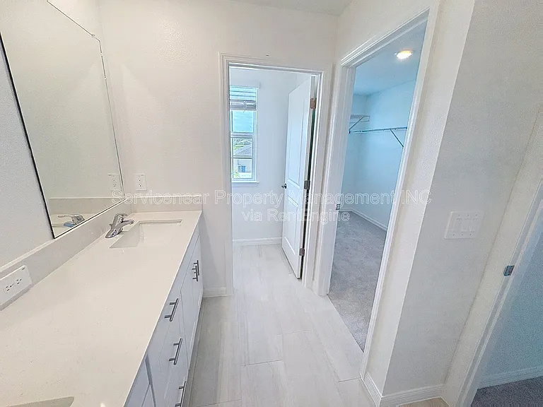 8438 Blue Wave Ln — Photo 15