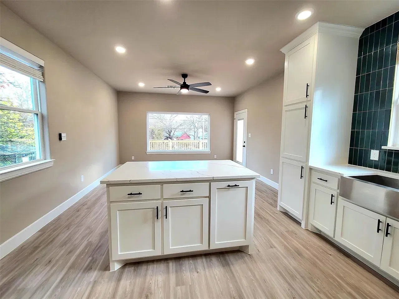 721 W Munson St; Denison 75020 - 1 — Photo 4