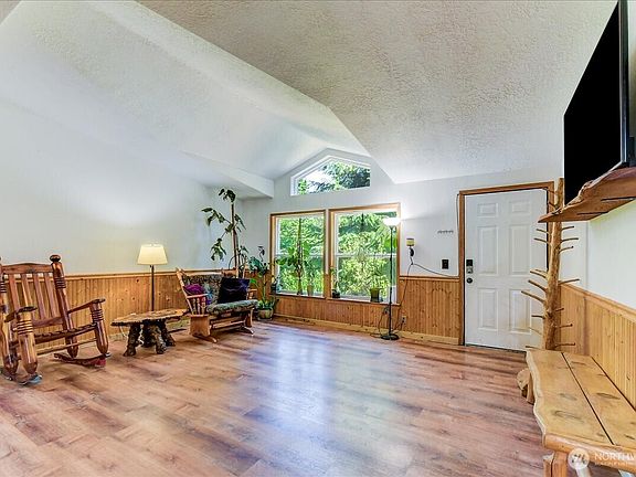 4th image of 34175 SE 327th Place