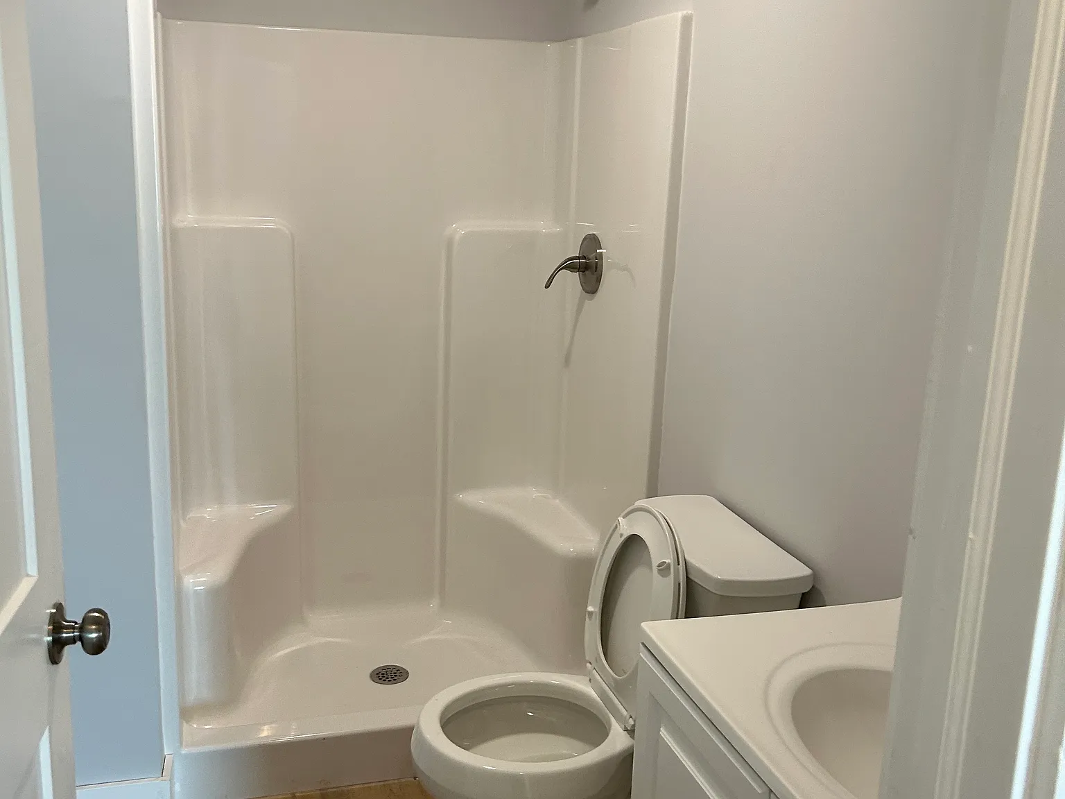 2 bed, 1100 sqft, $1,400 — Photo 4