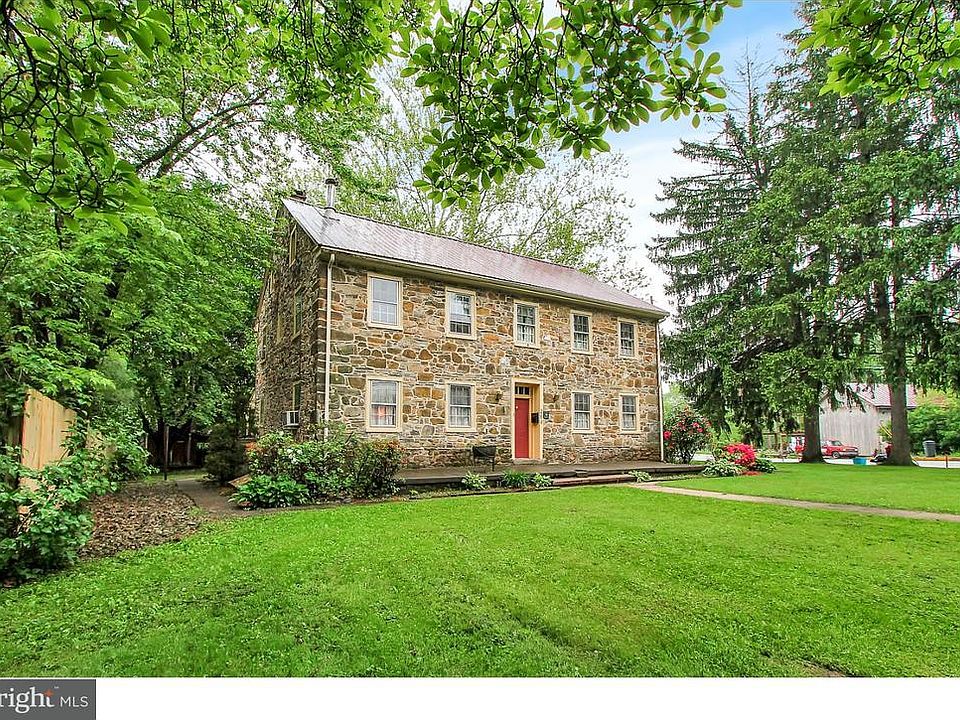 264 Main St, Shoemakersville, PA 19555 Zillow