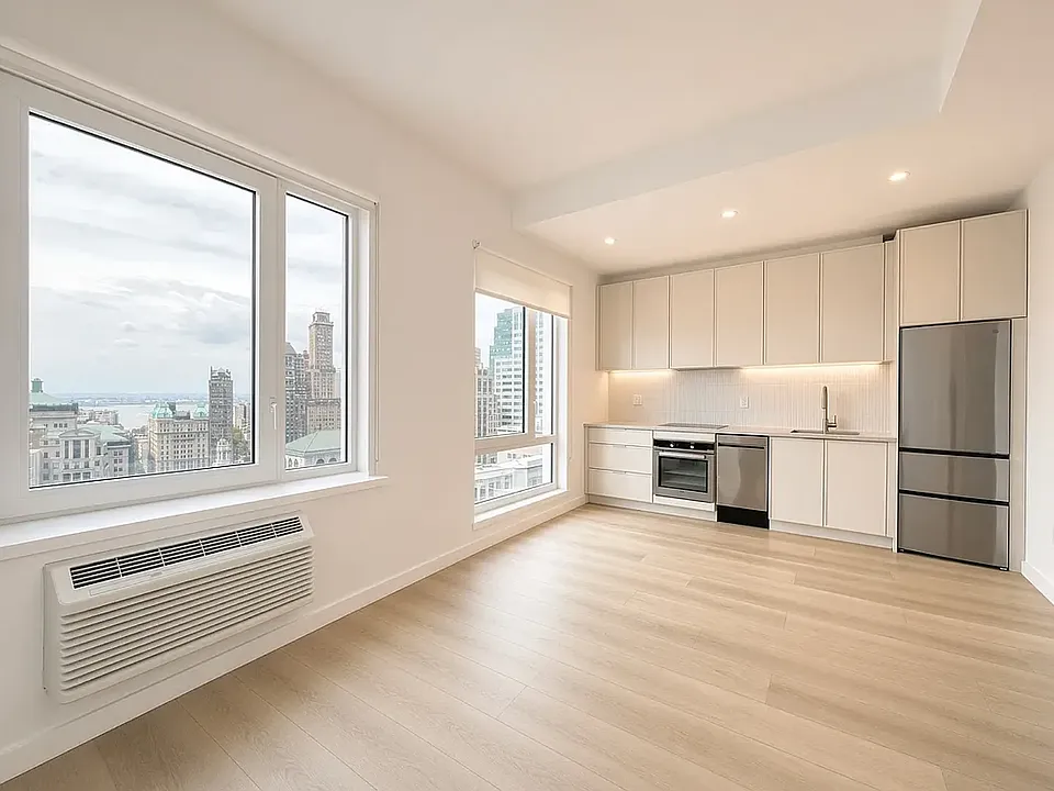 144 Lawrence St #2444