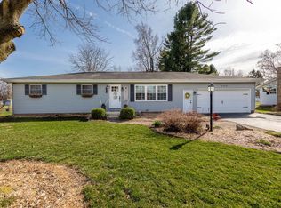 245 Sherwood Downs Rd N, Newark, OH 43055