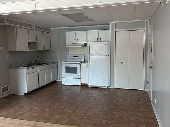 5th image of 477 N Wall St #5