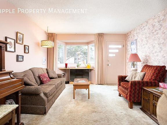 5th image of 6424 SW Bowwood Dr NW