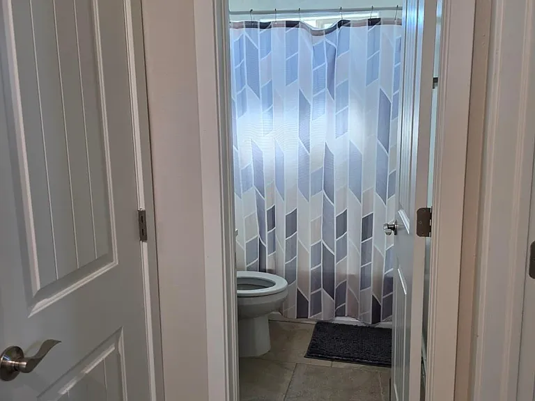 12603 Amesbury Ave — Photo 20