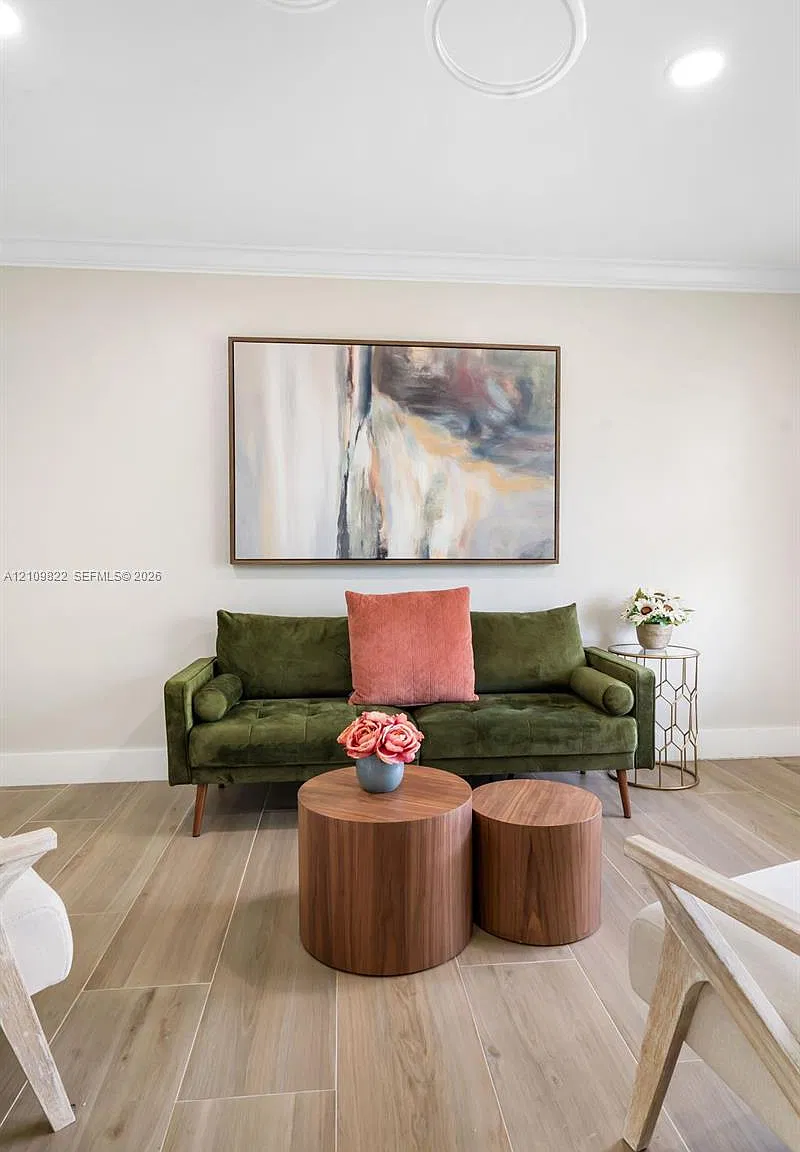 North Palm Beach Village — Photo 1