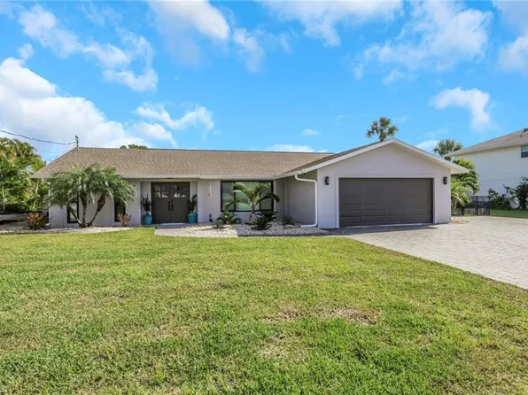 27129 Holly LN, BONITA SPRINGS, FL 34135