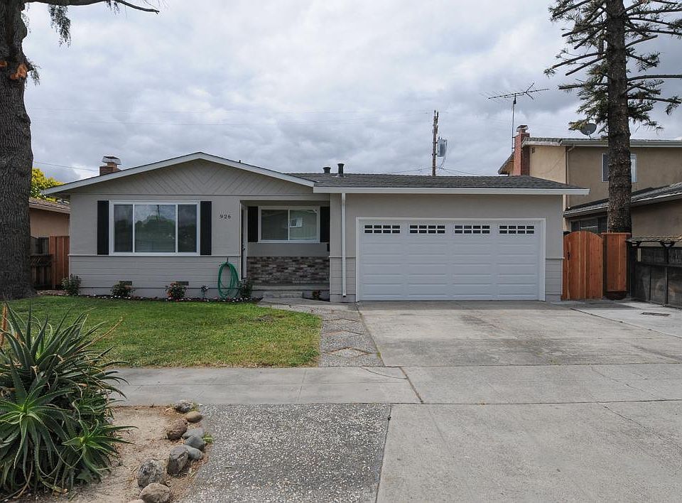 1st image of 926 Coachella Ave