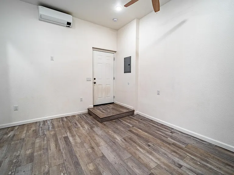 3853 Cherokee Ave #K — Photo 7