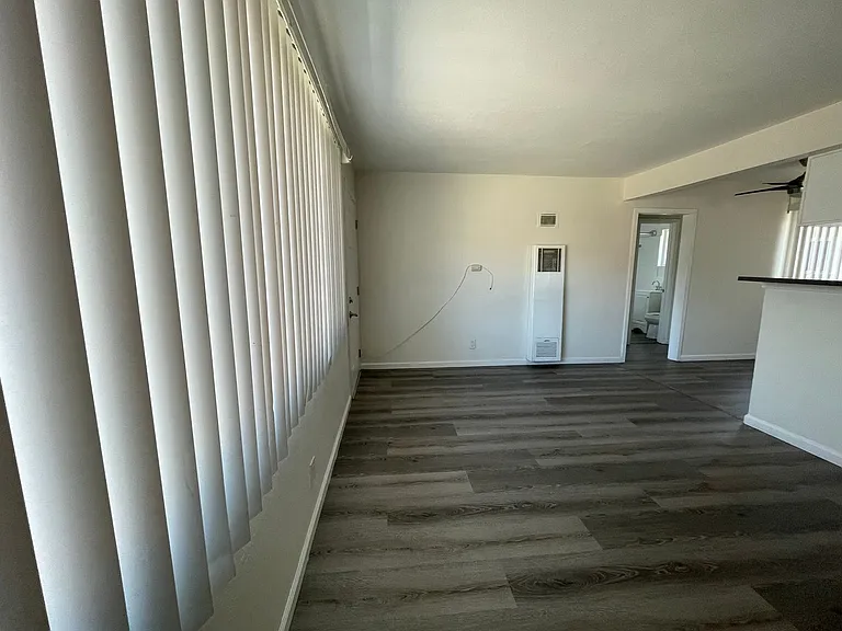 Apt Deana — Photo 5