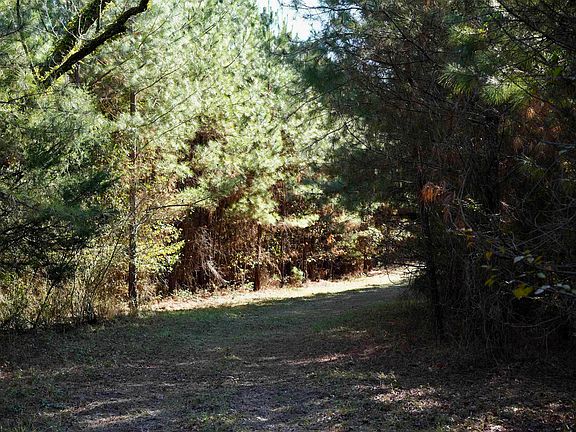 3rd image of Englishville Rd
