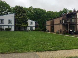 19 Northrup Dr, Brick, NJ 08724