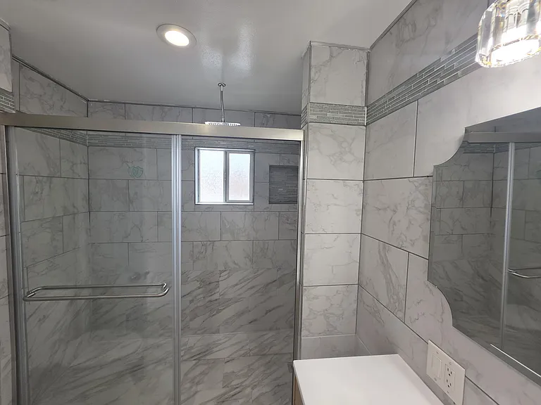 10303 Arminta St — Photo 8