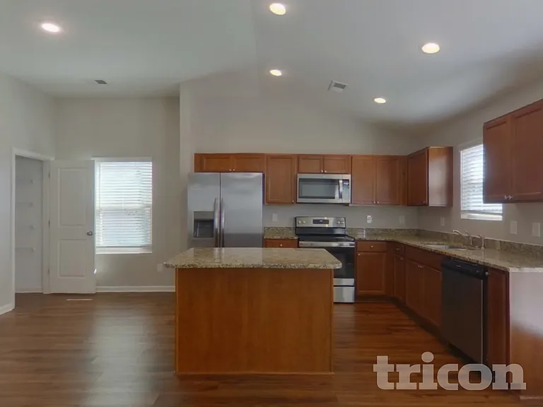 711 Tallaran Rd — Photo 5
