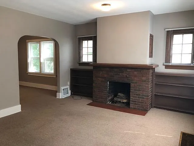 3 bed, $2,250 — Photo 2