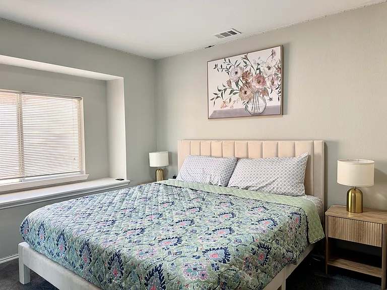 7300 Livingston Dr — Photo 26