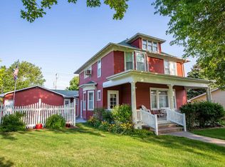 413 Sheppard Ave, Hildreth, NE 68947