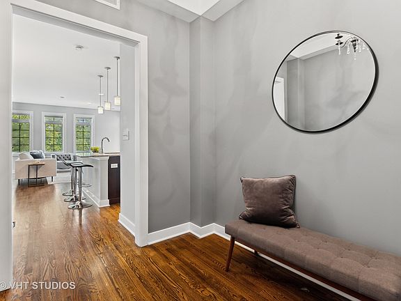 3rd image of 3844 N Ashland Ave Unit 42
