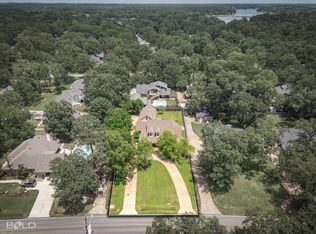 205 Old Palmetto Rd, Benton, LA 71006