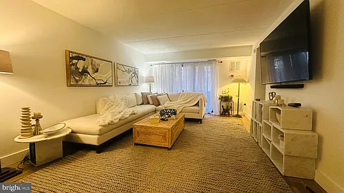 5236 W Running Brook Rd #201 Photo 1