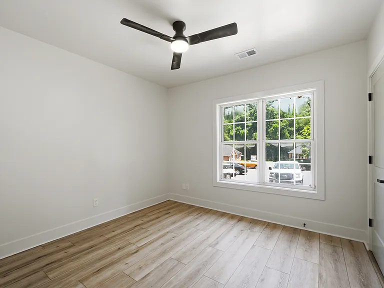 320 Shoal Creek Rd #102 — Photo 16