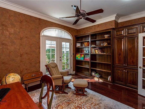 5th image of 424 Grand Oaks Dr