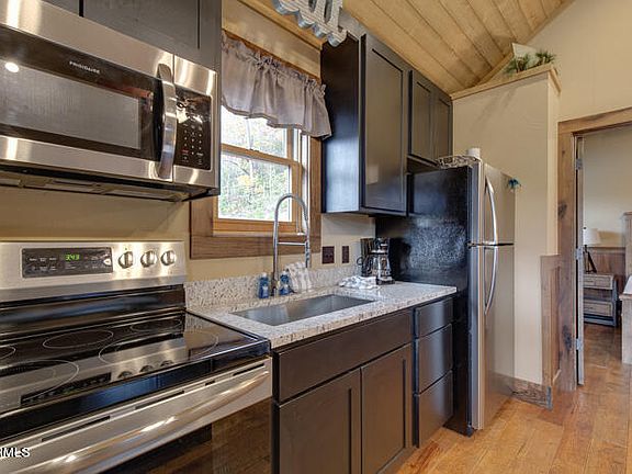 5th image of 4228 Wears Valley Rd Unit 172