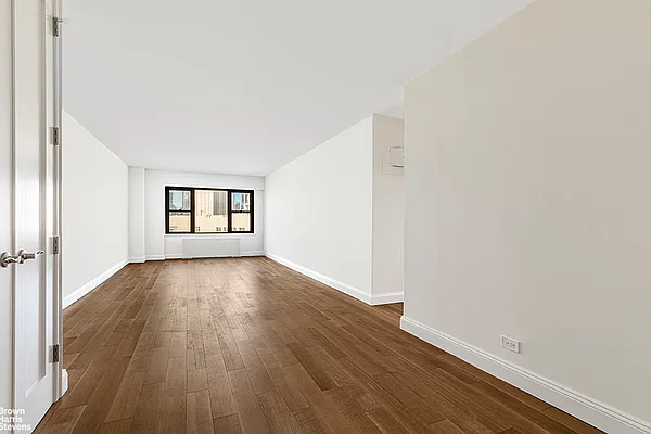 Rented by Brown Harris Stevens | media 5