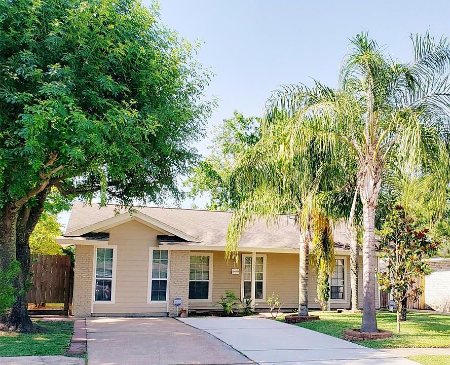 1st image of 3809 Newton Dr