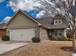 320 Dovington Dr, Huntsville, AL 35806