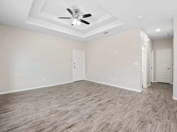3rd image of 3604 Ventura Ave APT 1