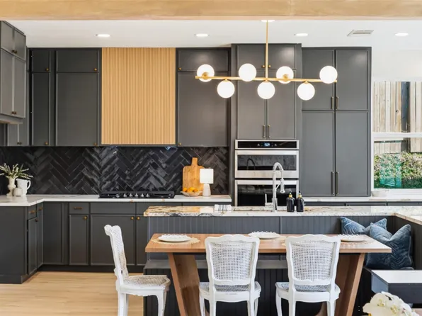 295 Desert Willow Way, Austin, TX 78737