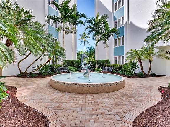 2nd image of 1300 Gulf Shore Blvd N APT 503
