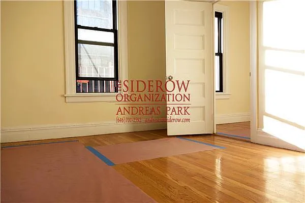 Rented by Siderow Residential Group | media 13