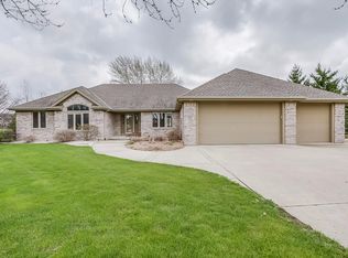 1205 Lancelot Ln, Racine, WI 53406