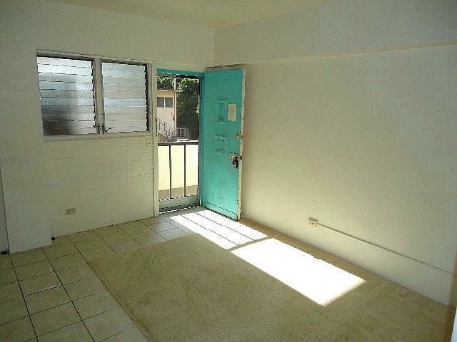 2nd image of 429 Kanekapolei St