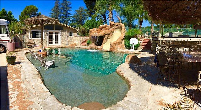 1st image of 4843 Ocean View Blvd