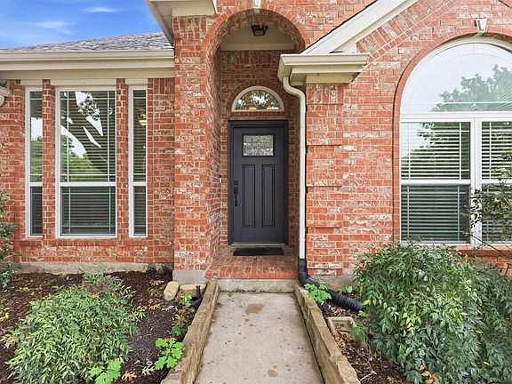 3rd image of 1236 Tanner Dr